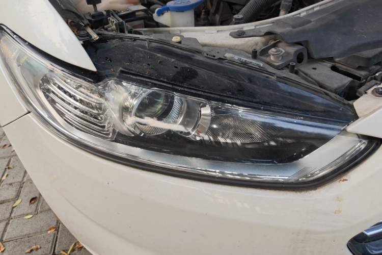 Used Ford Mondeo 2013 1.5L GTDi180 Fashion Edition Right Front Headlight