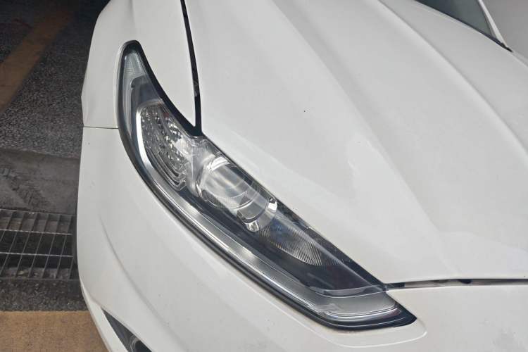 Used Ford Mondeo 2013 1.5L GTDi180 Fashion Edition Right Front Headlight