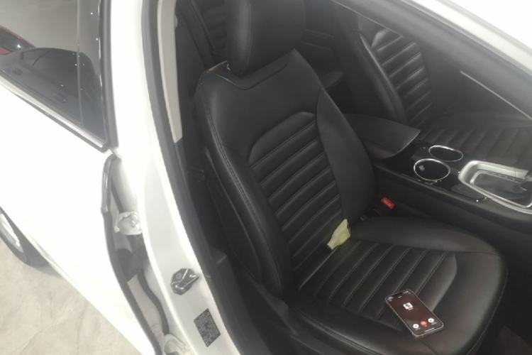 Used Ford Mondeo 2013 1.5L GTDi180 Fashion Edition Right Front Seat