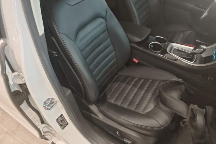 Used Ford Mondeo 2013 1.5L GTDi180 Fashion Edition Right Front Seat