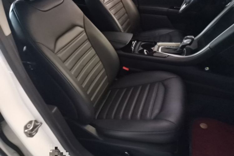 Used Ford Mondeo 2013 2.0L GTDi 200 Fashion Edition Right Front Seat