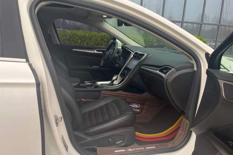 Used Ford Mondeo 2013 1.5L GTDi180 Fashion Edition Right Front Seat