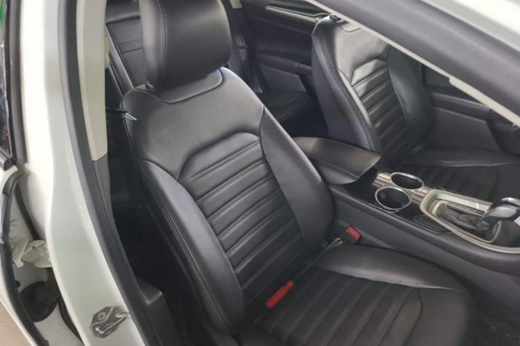 Used Ford Mondeo 2013 1.5L GTDi180 Fashion Edition Right Front Seat