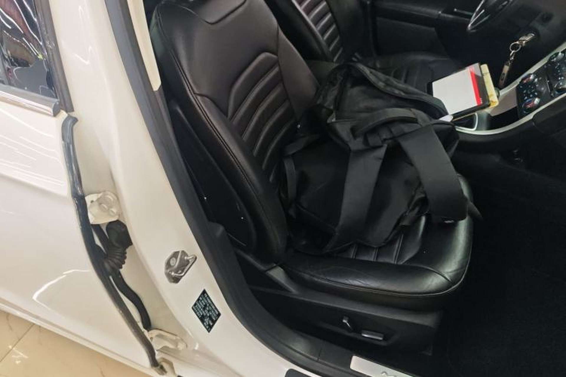 Used Ford Mondeo 2013 1.5L GTDi180 Fashion Edition Right Front Seat