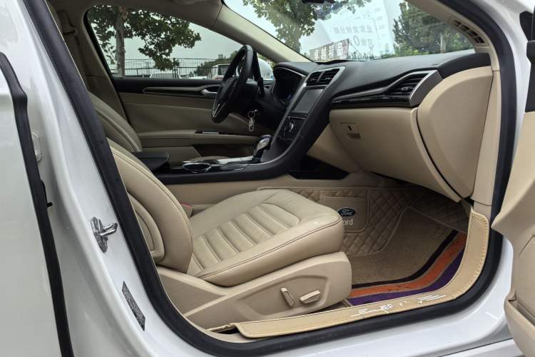 Used Ford Mondeo 2013 1.5L GTDi180 Fashion Edition Right Front Seat