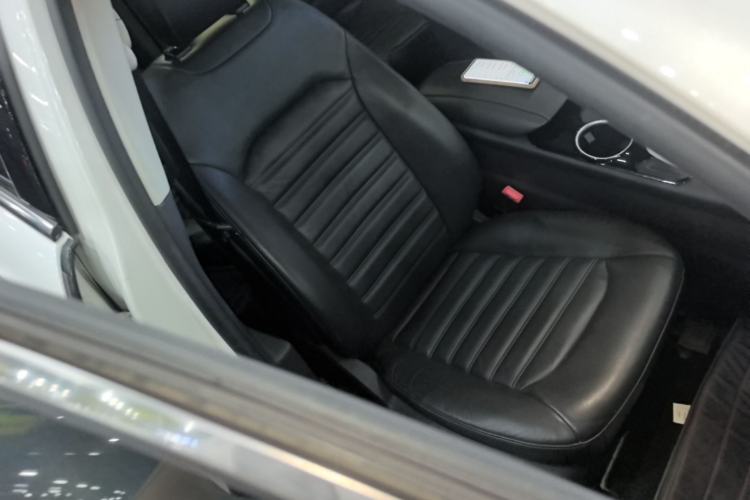 Used Ford Mondeo 2013 1.5L GTDi180 Fashion Edition Right Front Seat
