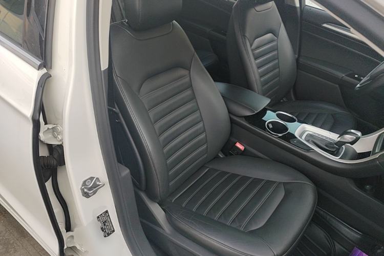 Used Ford Mondeo 2013 1.5L GTDi180 Fashion Edition Right Front Seat