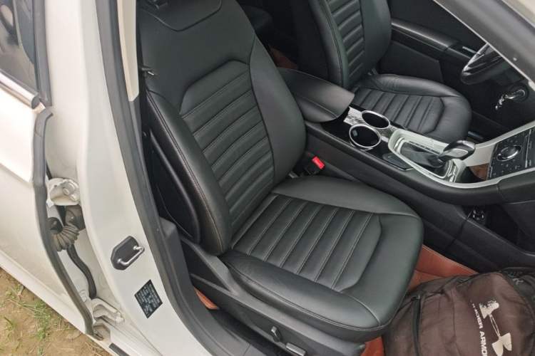 Used Ford Mondeo 2013 1.5L GTDi180 Fashion Edition Right Front Seat