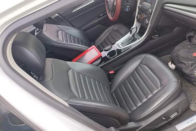 Used Ford Mondeo 2013 1.5L GTDi180 Fashion Edition Right Front Seat