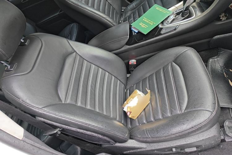 Used Ford Mondeo 2013 2.0L GTDi 200 Fashion Edition Right Front Seat