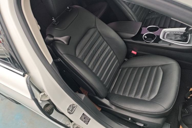 Used Ford Mondeo 2013 1.5L GTDi180 Fashion Edition Right Front Seat