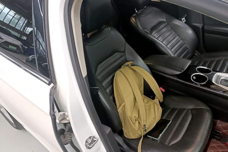 Used Ford Mondeo 2013 1.5L GTDi180 Fashion Edition Right Front Seat