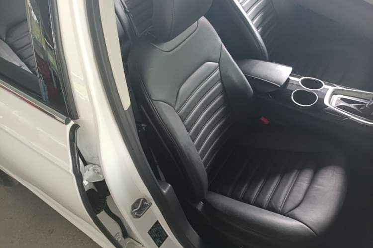 Used Ford Mondeo 2013 1.5L GTDi180 Fashion Edition Right Front Seat