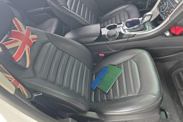 Used Ford Mondeo 2013 1.5L GTDi180 Fashion Edition Right Front Seat