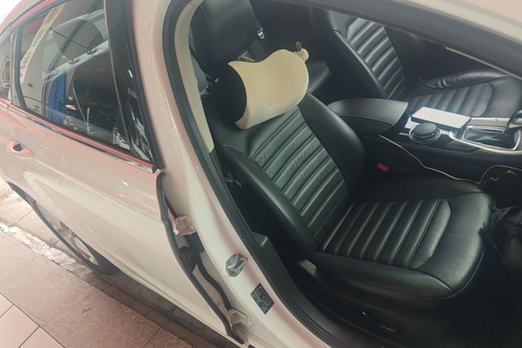 Used Ford Mondeo 2013 1.5L GTDi180 Fashion Edition Right Front Seat