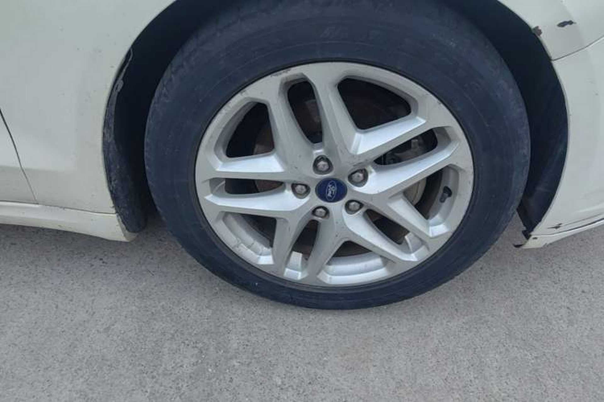 Used Ford Mondeo 2013 1.5L GTDi180 Fashion Edition Right Front Wheel Hub