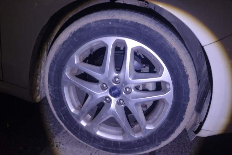 Used Ford Mondeo 2013 1.5L GTDi180 Fashion Edition Right Front Wheel Hub