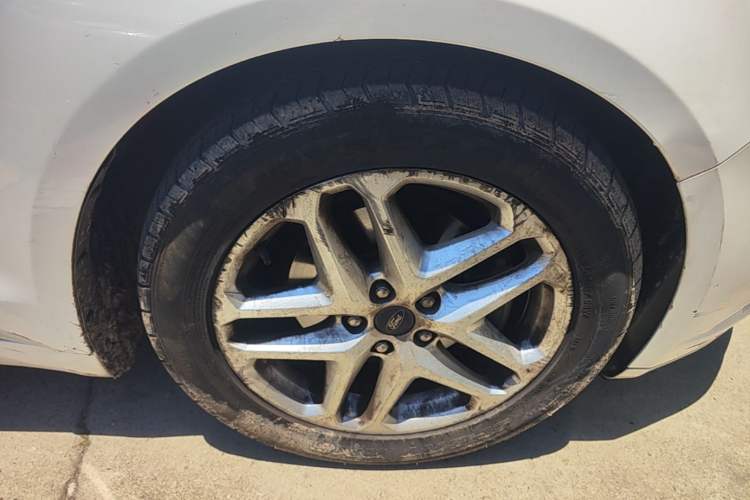 Used Ford Mondeo 2013 1.5L GTDi180 Fashion Edition Right Front Wheel Hub