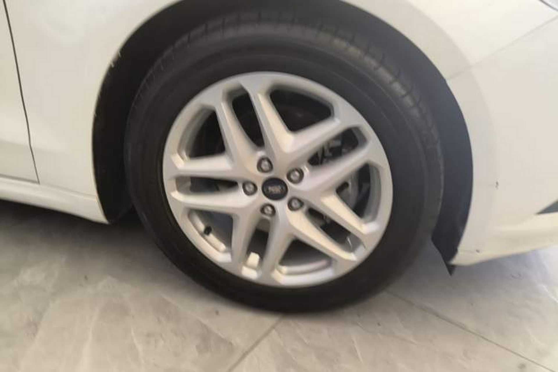 Used Ford Mondeo 2013 1.5L GTDi180 Fashion Edition Right Front Wheel Hub