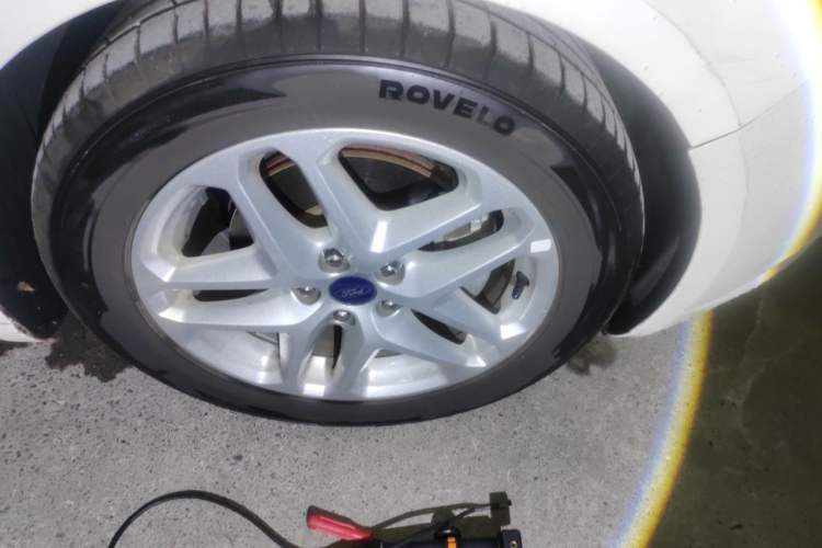 Used Ford Mondeo 2013 1.5L GTDi180 Fashion Edition Right Front Wheel Hub