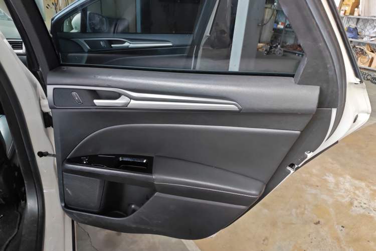 Used Ford Mondeo 2013 1.5L GTDi180 Fashion Edition Right Rear Door Interior