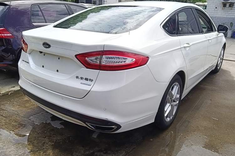 Used Ford Mondeo 2013 1.5L GTDi180 Fashion Edition Right Rear Taillight