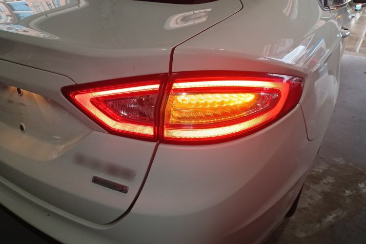 Used Ford Mondeo 2013 1.5L GTDi180 Fashion Edition Right Rear Taillight