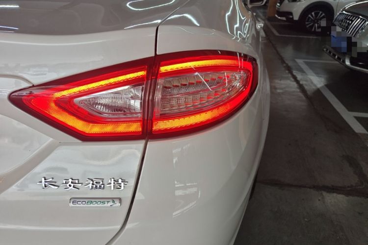 Used Ford Mondeo 2013 2.0L GTDi 200 Luxury Model Right Rear Taillight