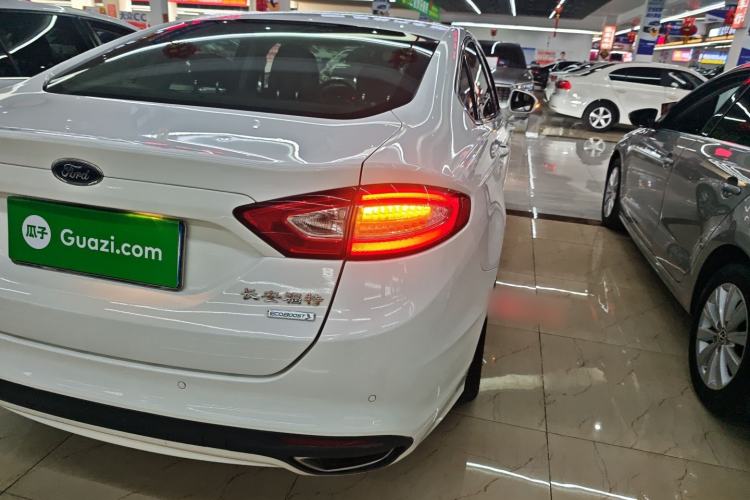 Used Ford Mondeo 2013 1.5L GTDi180 Fashion Edition Right Rear Taillight