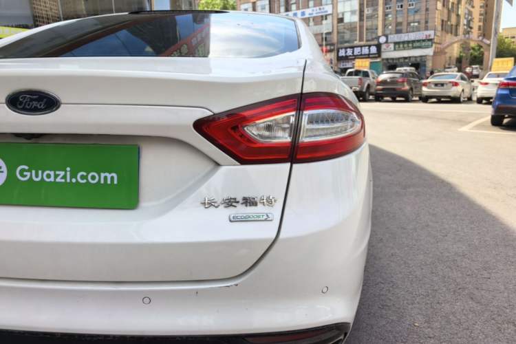 Used Ford Mondeo 2013 2.0L GTDi 200 Luxury Model Right Rear Taillight
