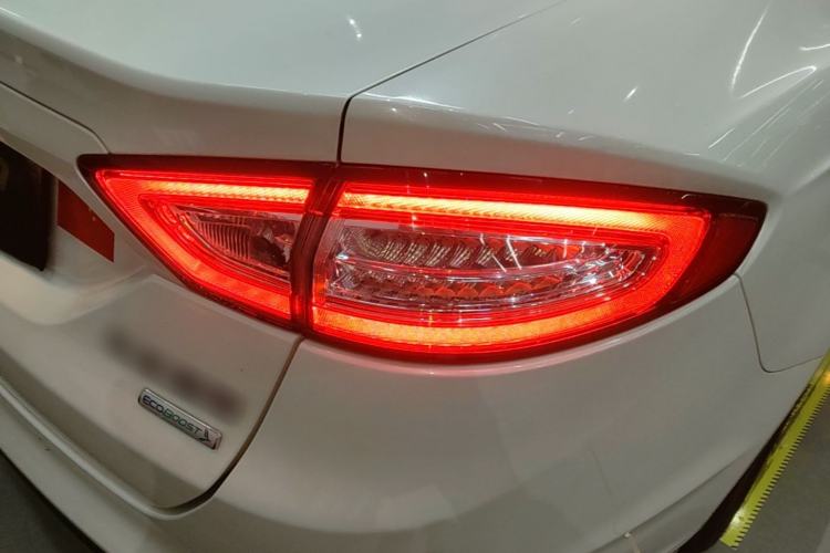 Used Ford Mondeo 2013 2.0L GTDi 200 Fashion Edition Right Rear Taillight