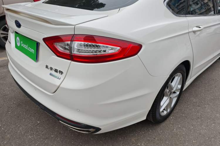 Used Ford Mondeo 2013 1.5L GTDi180 Fashion Edition Right Rear Taillight