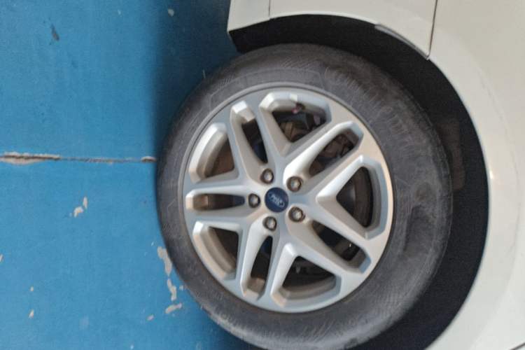 Used Ford Mondeo 2013 1.5L GTDi180 Fashion Edition Right Rear Wheel Hub