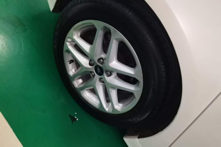 Used Ford Mondeo 2013 1.5L GTDi180 Fashion Edition Right Rear Wheel Hub