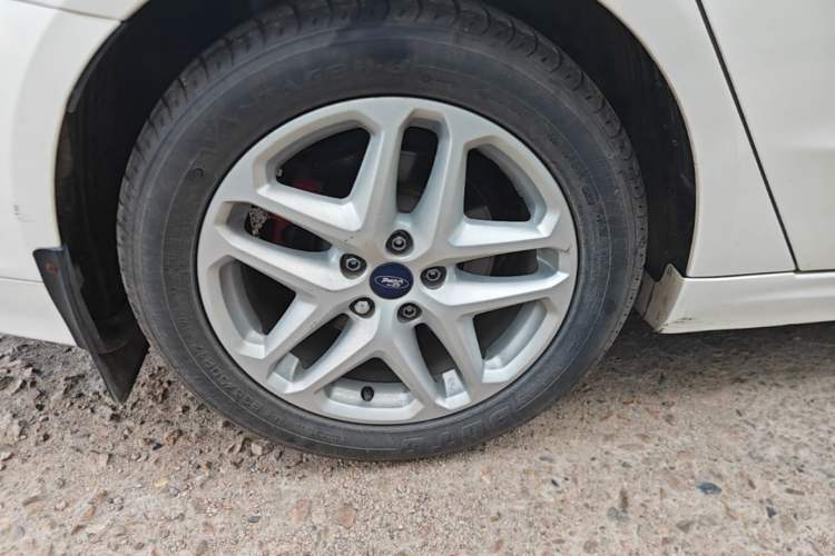 Used Ford Mondeo 2013 1.5L GTDi180 Fashion Edition Right Rear Wheel Hub