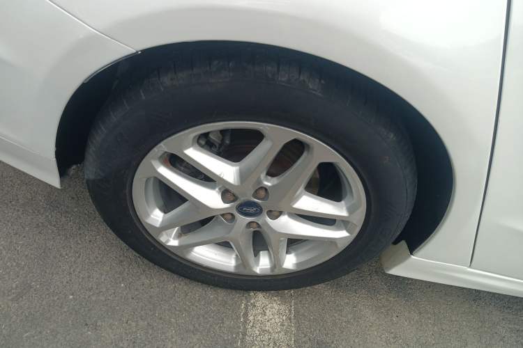 Used Ford Mondeo 2013 1.5L GTDi180 Fashion Edition Right Rear Wheel Hub