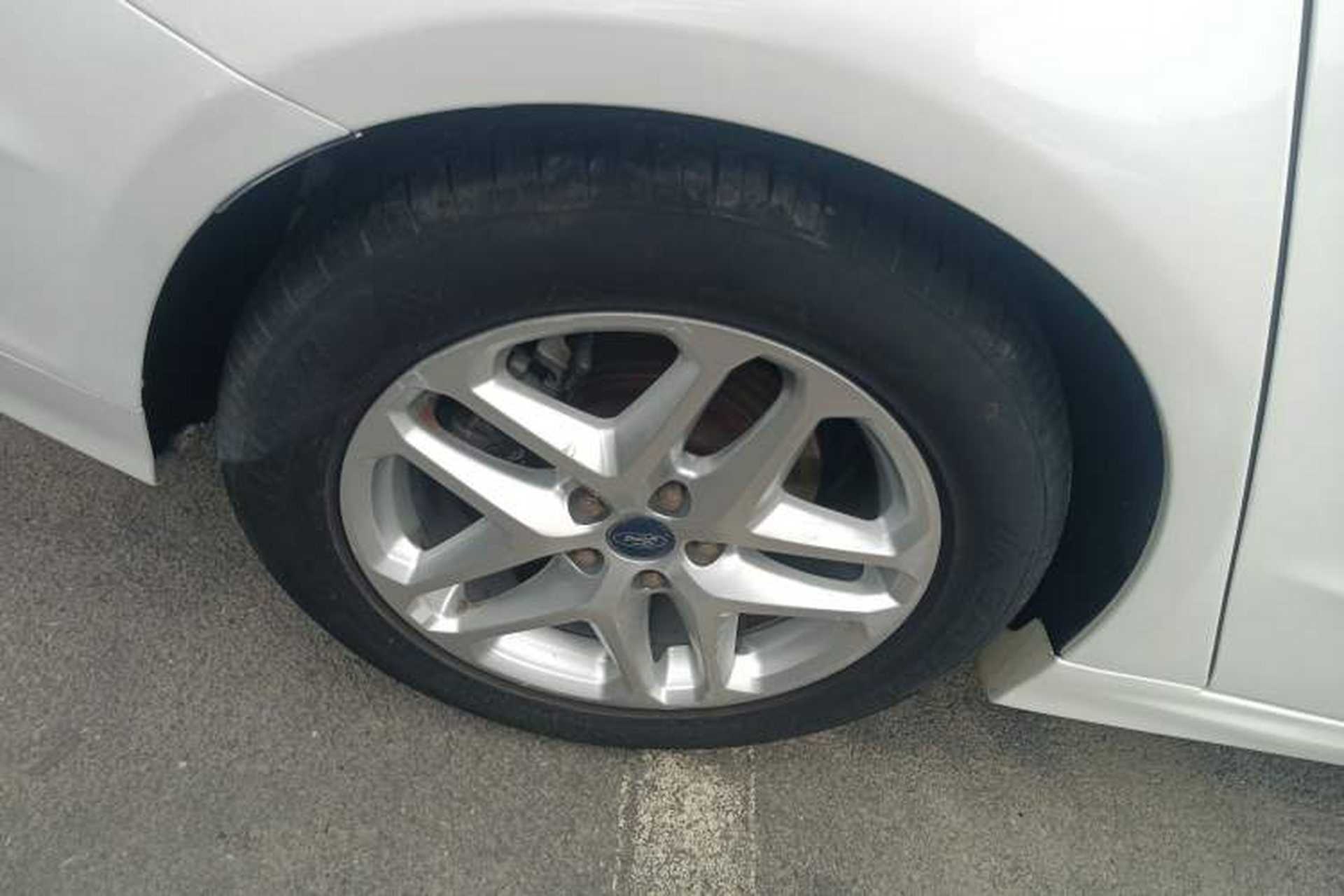 Used Ford Mondeo 2013 1.5L GTDi180 Fashion Edition Right Rear Wheel Hub