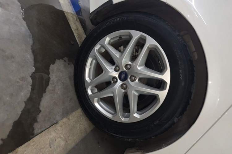 Used Ford Mondeo 2013 1.5L GTDi180 Fashion Edition Right Rear Wheel Hub