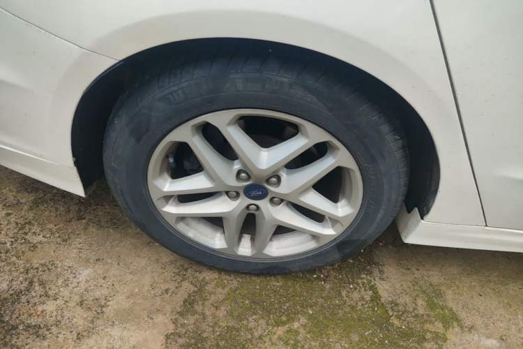 Used Ford Mondeo 2013 1.5L GTDi180 Fashion Edition Right Rear Wheel Hub
