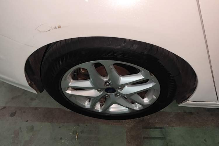Used Ford Mondeo 2013 1.5L GTDi180 Fashion Edition Right Rear Wheel Hub