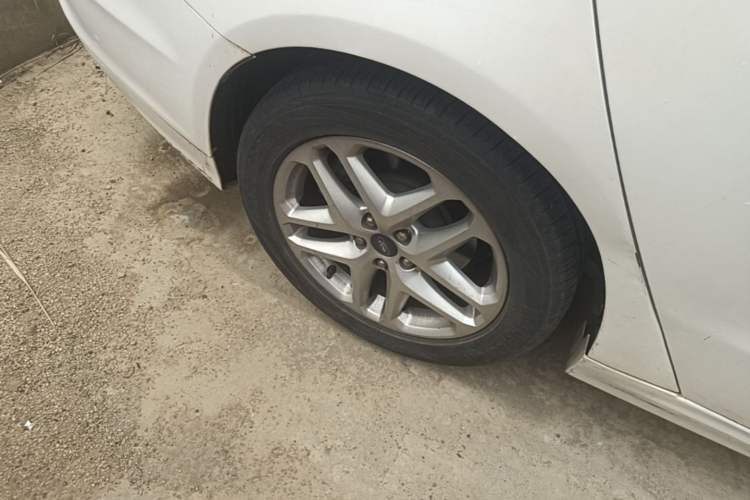 Used Ford Mondeo 2013 1.5L GTDi180 Fashion Edition Right Rear Wheel Hub