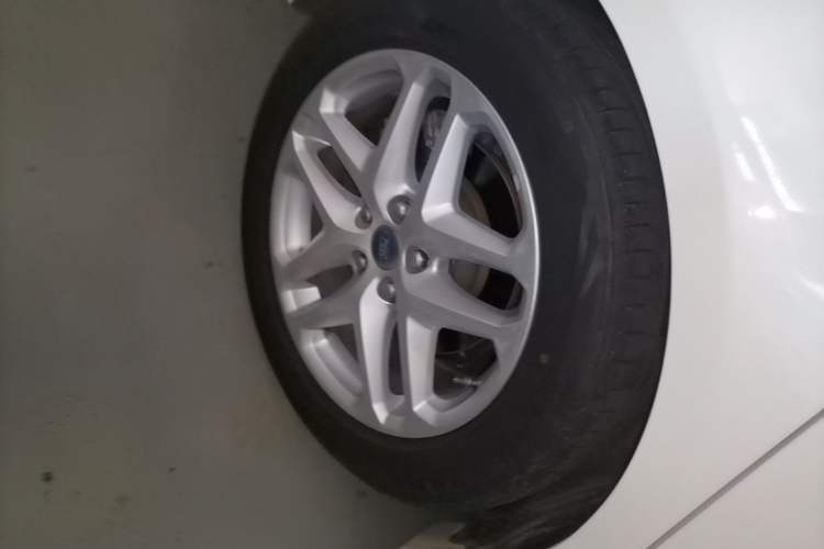 Used Ford Mondeo 2013 1.5L GTDi180 Fashion Edition Right Rear Wheel Hub
