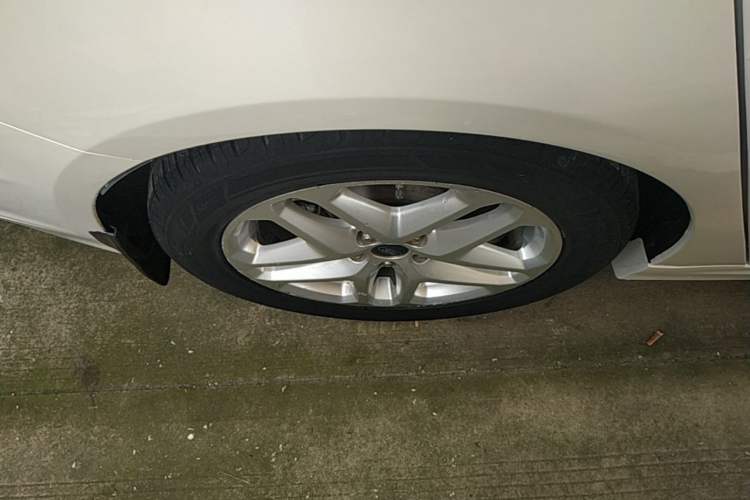 Used Ford Mondeo 2013 1.5L GTDi180 Fashion Edition Right Rear Wheel Hub