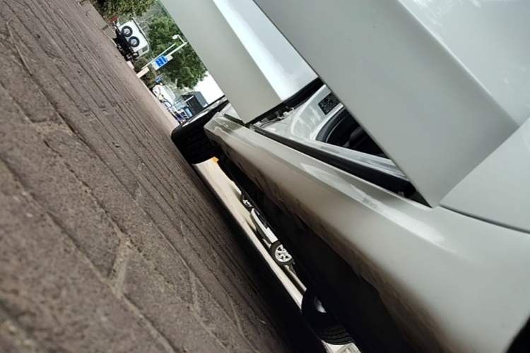 Used Ford Mondeo 2013 1.5L GTDi180 Fashion Edition Right Side Sill