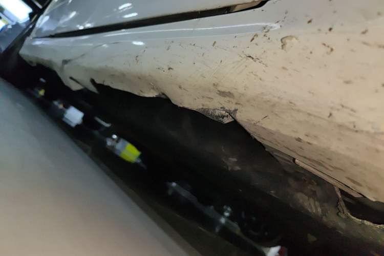 Used Ford Mondeo 2013 1.5L GTDi180 Fashion Edition Right Side Sill