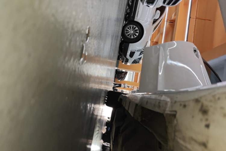 Used Ford Mondeo 2013 2.0L GTDi 200 Fashion Edition Right Side Sill