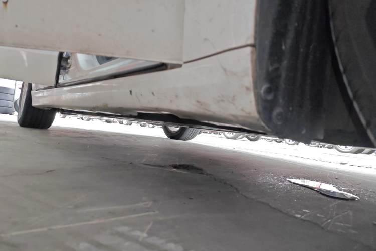 Used Ford Mondeo 2013 1.5L GTDi180 Fashion Edition Right Side Sill