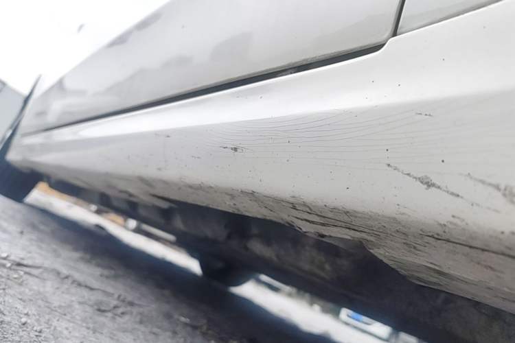 Used Ford Mondeo 2013 1.5L GTDi180 Fashion Edition Right Side Sill