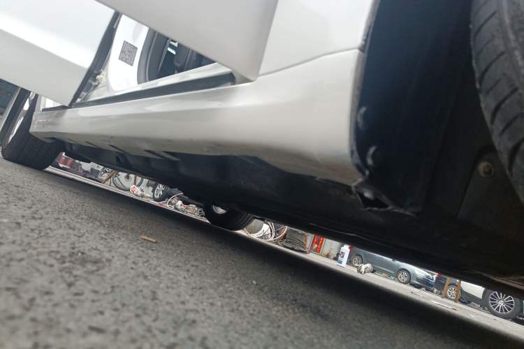 Used Ford Mondeo 2013 1.5L GTDi180 Fashion Edition Right Side Sill