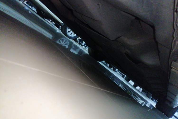 Used Ford Mondeo 2013 2.0L GTDi 200 Luxury Model Right Side Sill